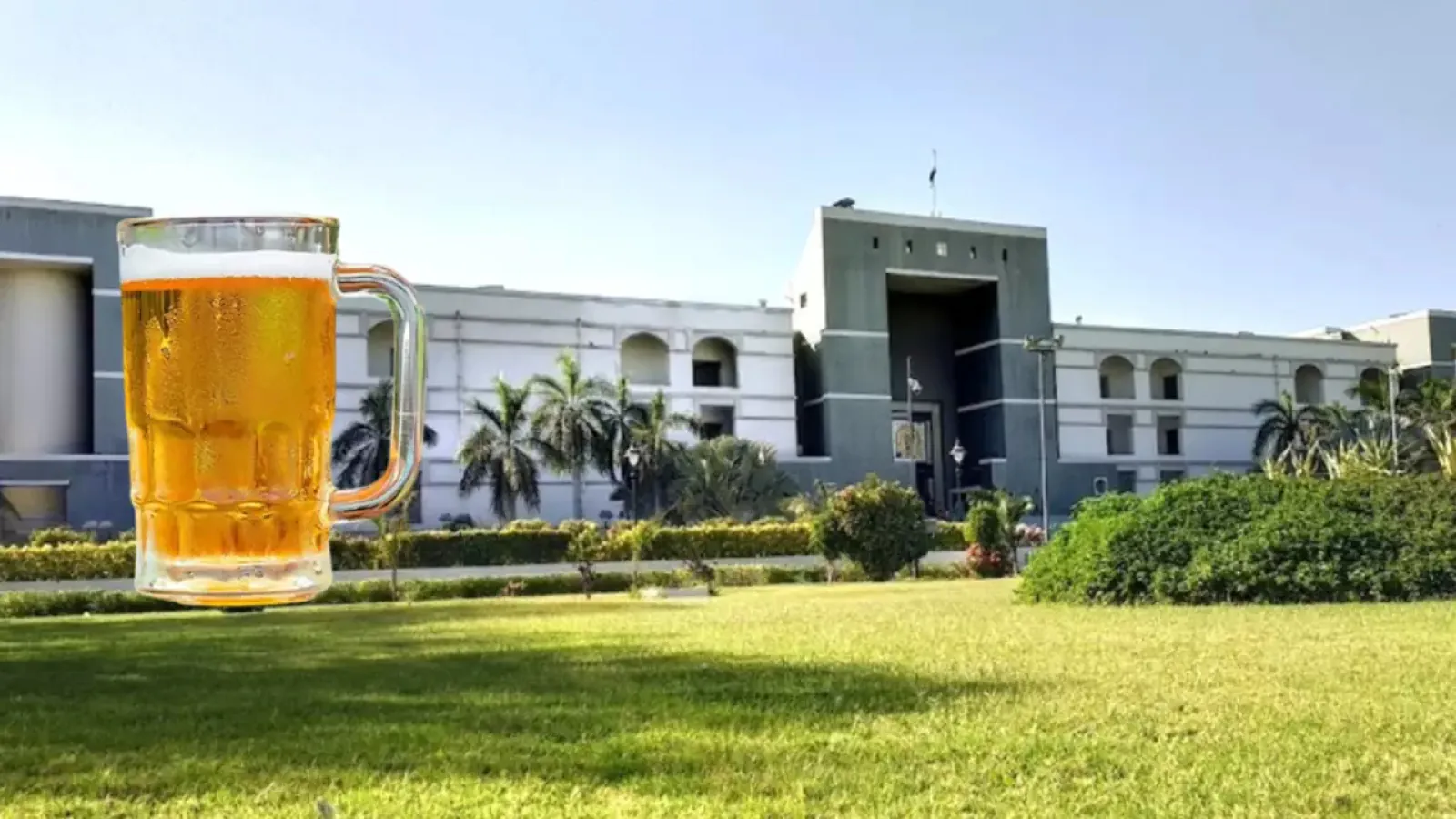 Gujarat High Court imposed a fine of Rs 1.4 crore on petitioners for filing PIL; Know details