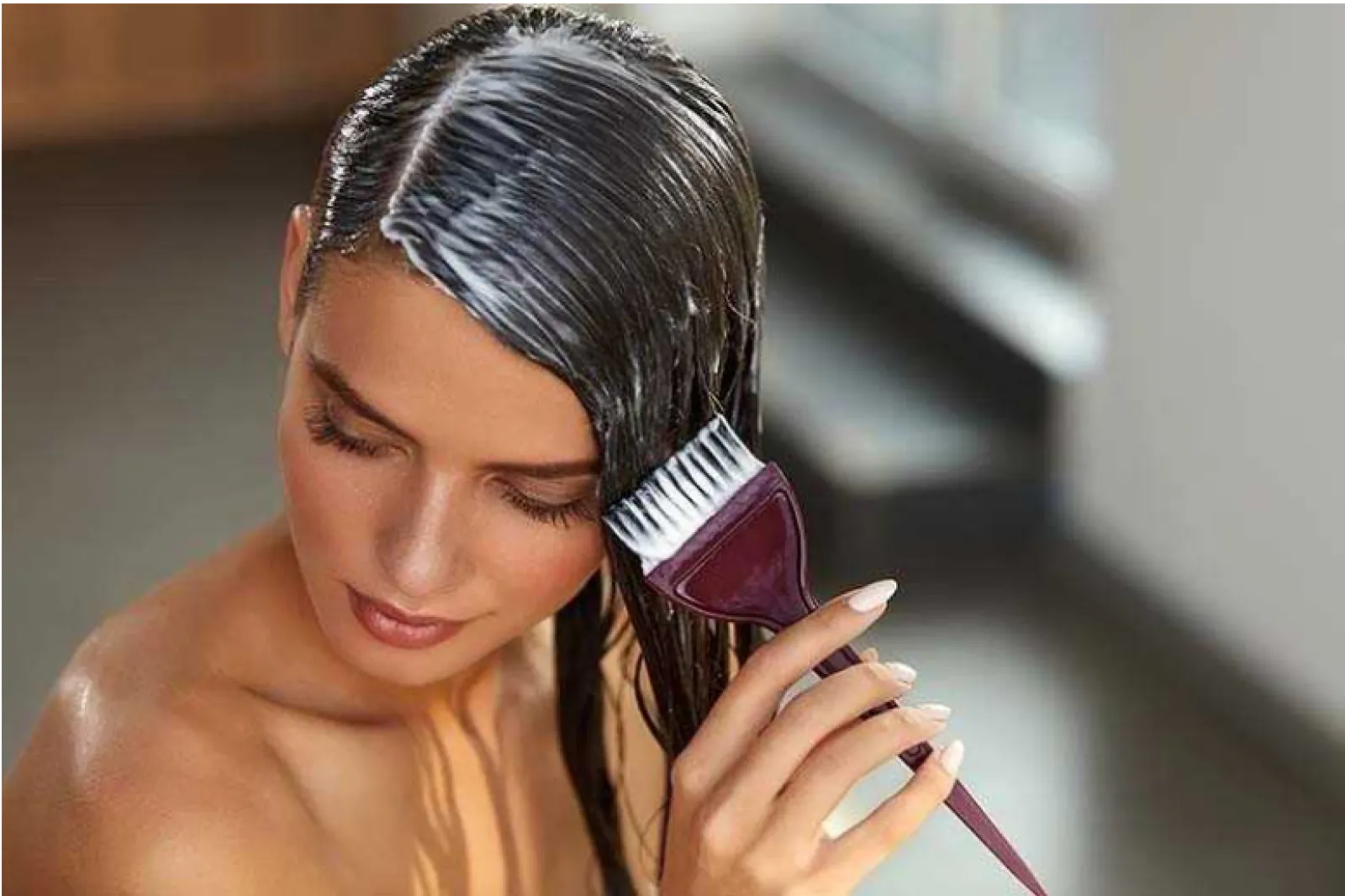 Do you know that using buttermilk can make your hair naturally soft and shiny?