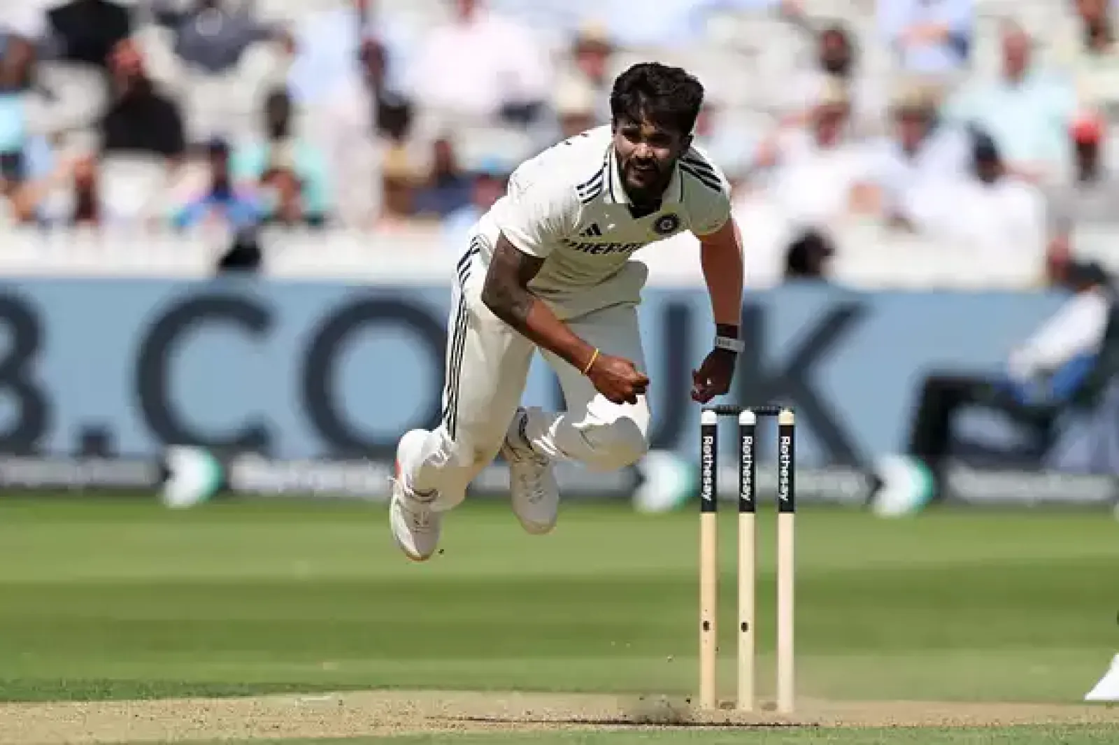 Nitish Reddy's troubles increased after being out of the Indian team, lawsuit filed for not paying dues of Rs 5 crore