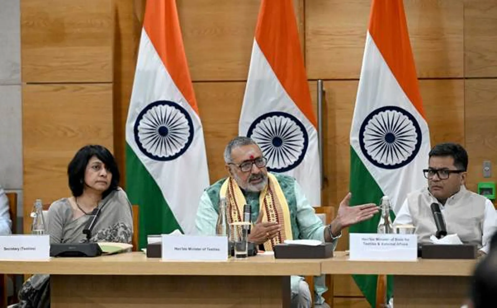 Textile Ministry will discuss the impact of tariff, Union Minister will meet industrialists