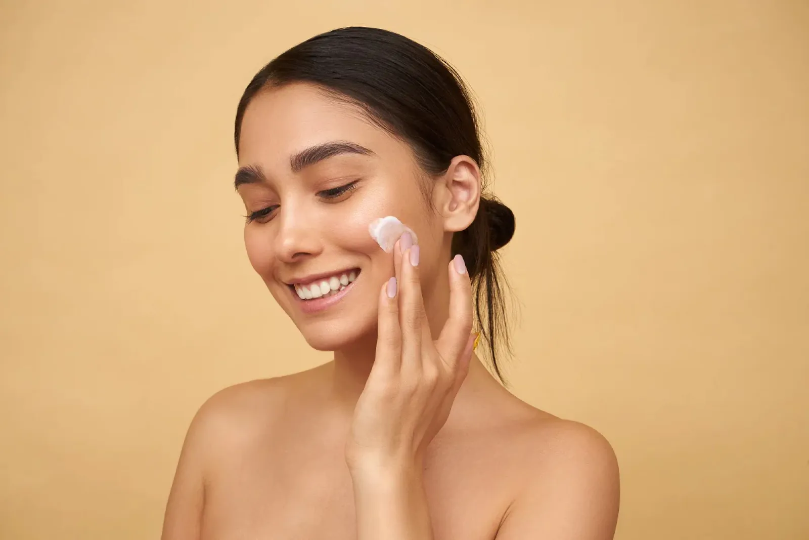 Do not apply these five things on the face even by mistake, otherwise you will have to regret