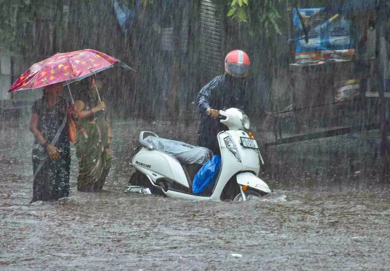 Relief from heavy rain, yellow alert in 5 districts; Schools closed in Jhalawar till August 6