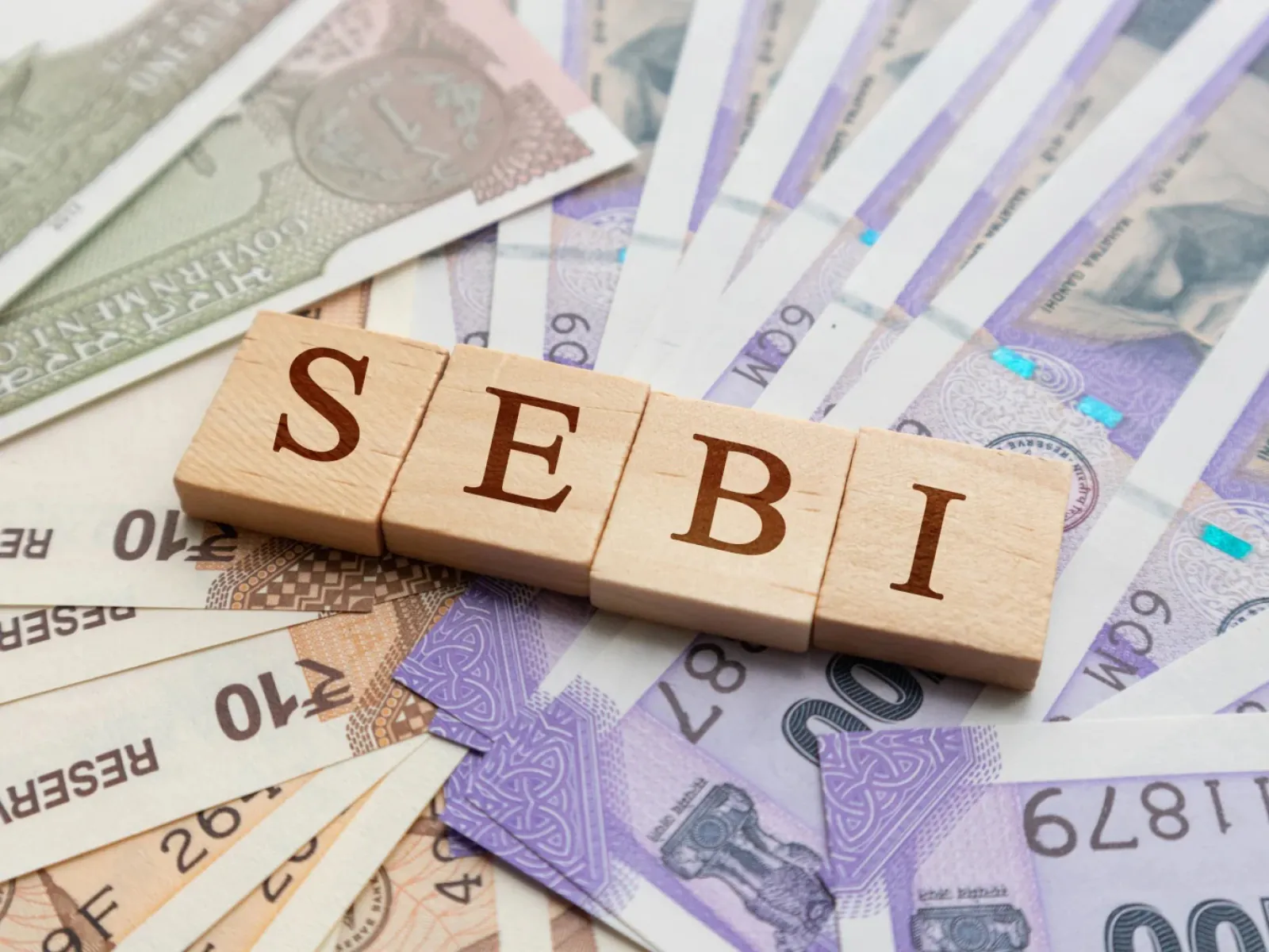 SEBI Plans Incentives for Women and Tier-2, Tier-3 City Investors in Mutual Funds