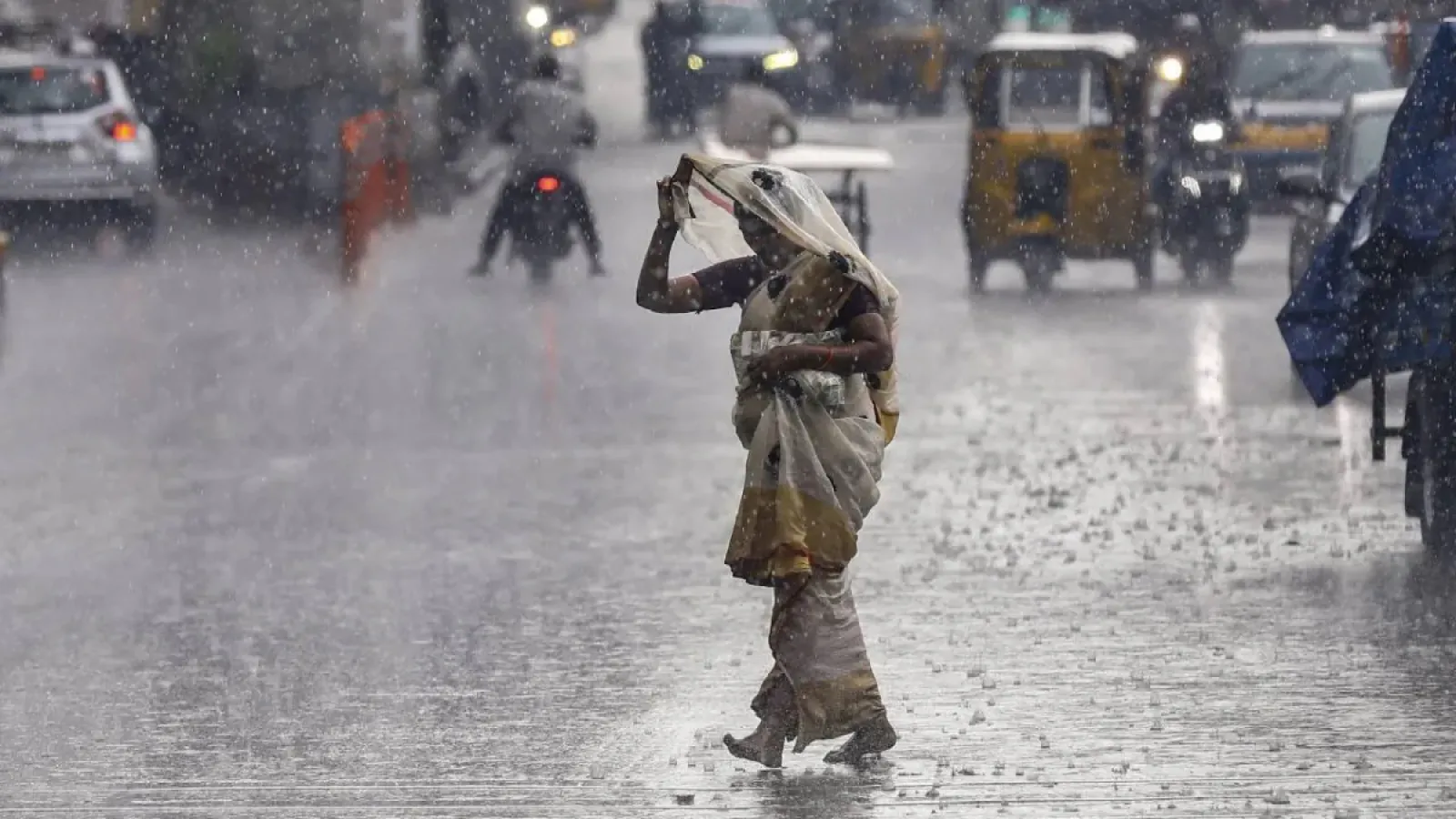 Heavy rain in Rajasthan - Road connectivity cut off in many districts, school holiday in 11 districts