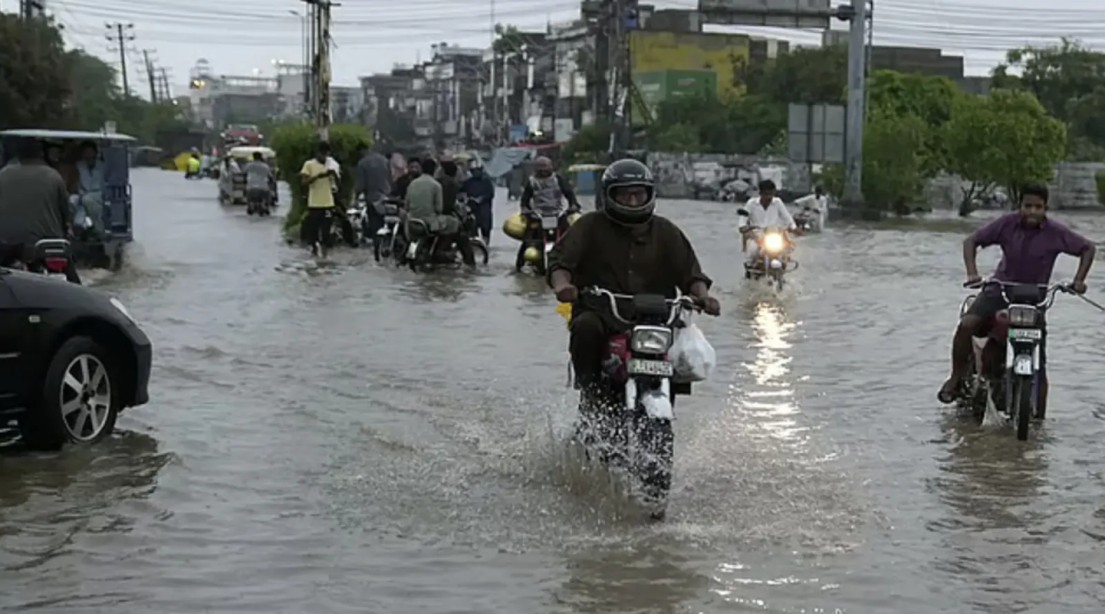 Chomu Records 7 Inches Rain, Jaipur Sees Severe Waterlogging; IMD Warns of More Showers