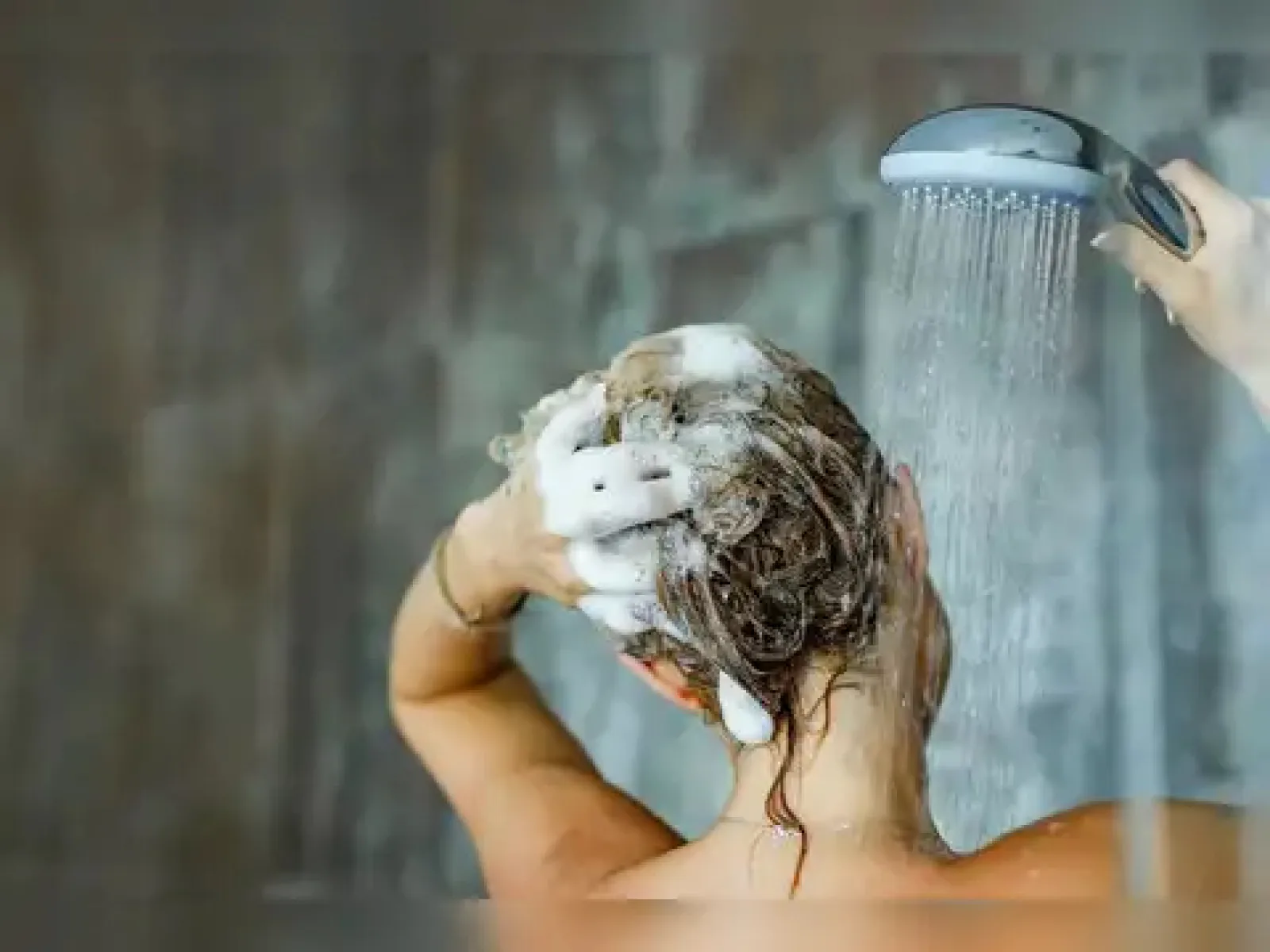 Everyday Habits That Secretly Damage Your Hair: From Over-Washing to Stress