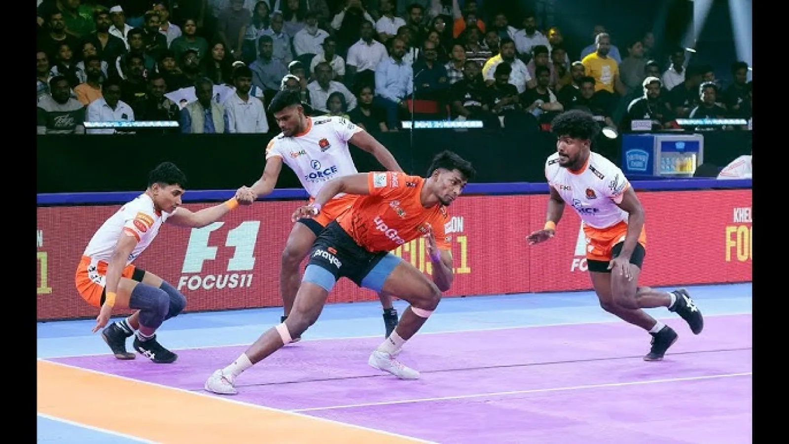 Ajit Chauhan Creates History with 6-Point Raid as U Mumba Crush Bengaluru Bulls 48-28
