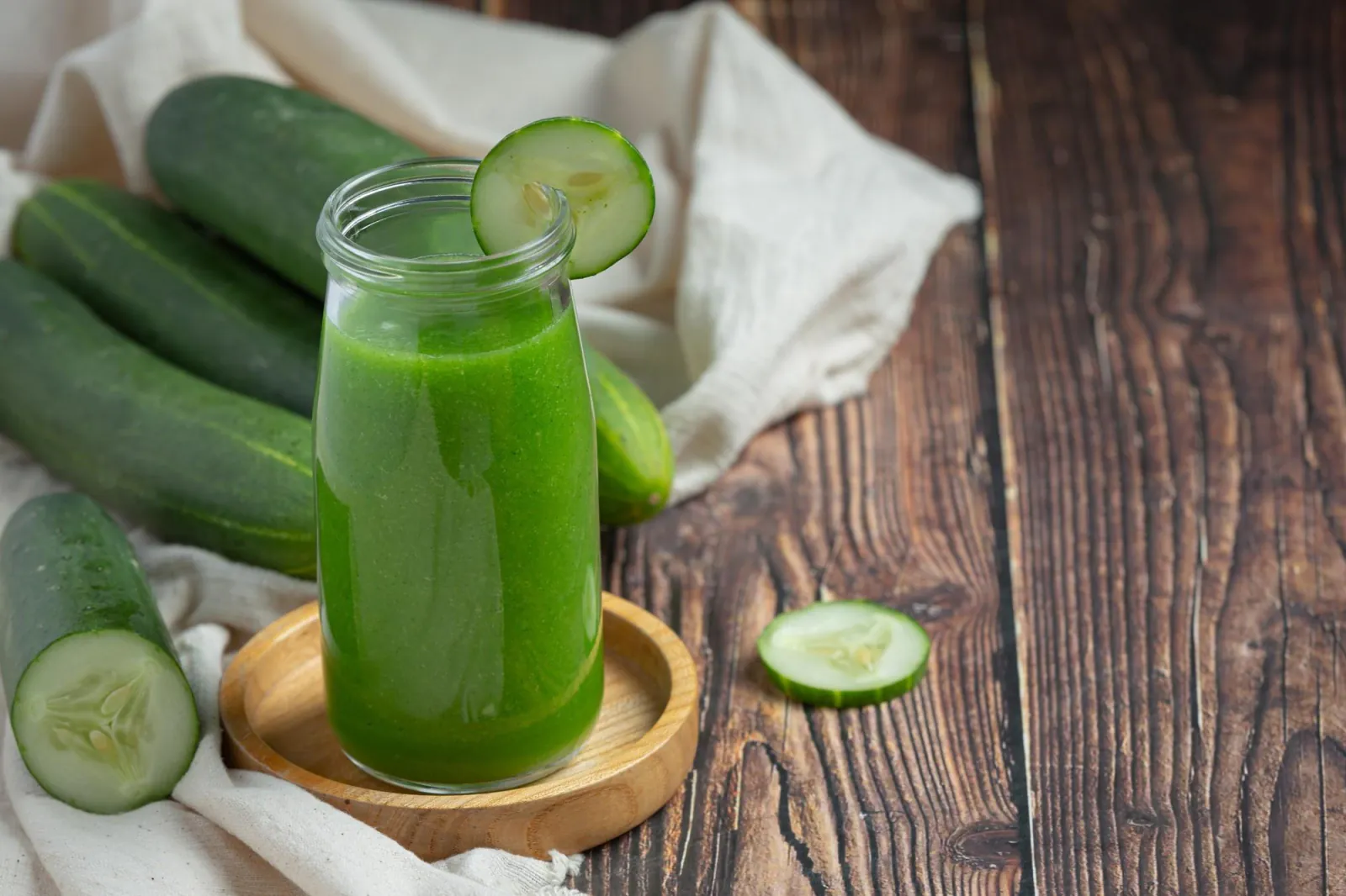 Cucumber for Skin: 8 Easy Home Remedies for a Natural Glow