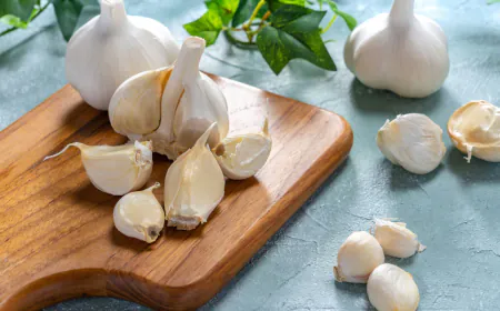 Garlic on Empty Stomach? Know Its Hidden Side Effects