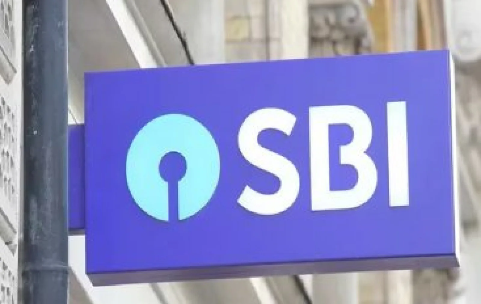 RBI Cuts Inflation Forecast to 2.6% for FY26; SBI Sees Even Lower Levels