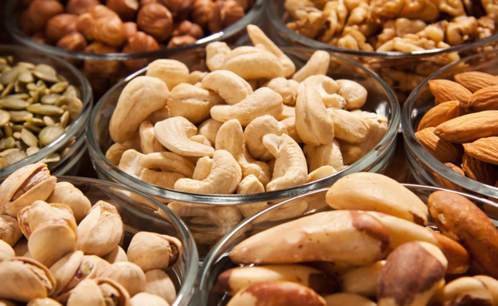 Winter Diet Essentials: The Right Way to Eat Dry Fruits for Maximum Benefits