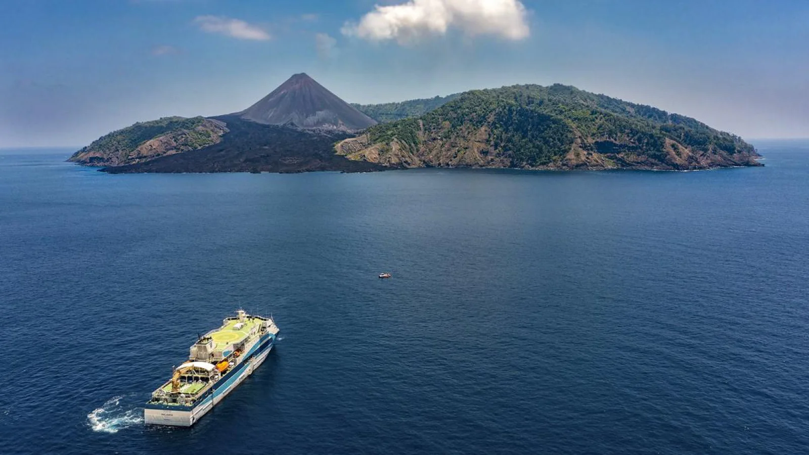 ‘Sindhu’ Sets Sail to Barren Island, Marking a Historic Moment in Indian Maritime Tourism