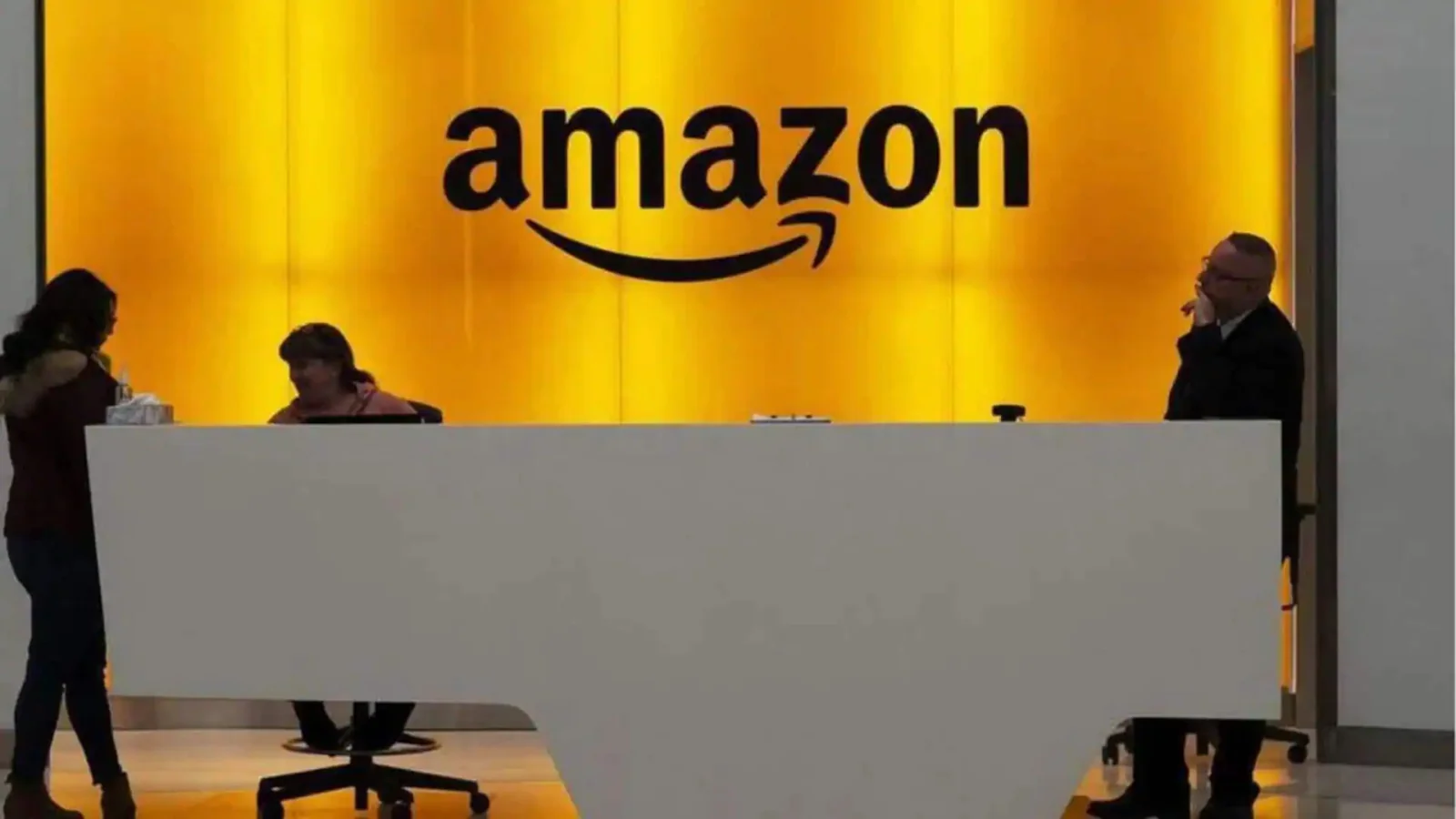 Amazon to Begin Major Layoffs This Week, Around 30,000 Employees Affected