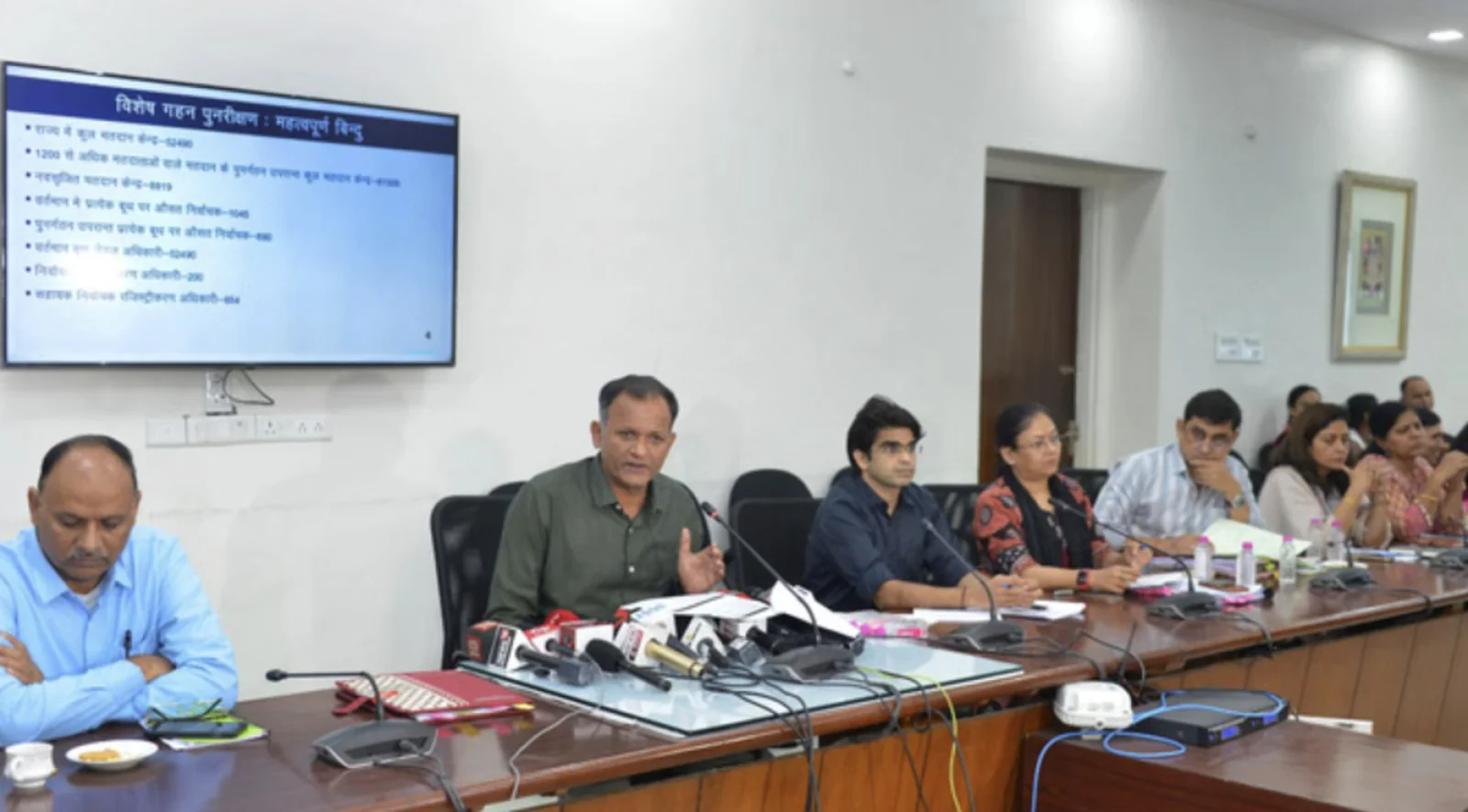 Congress Alleges BJP ‘Stealing Votes’ Under Voter List Revision Program