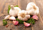Raw Garlic on an Empty Stomach: The Secret to Strong Immunity This Winter