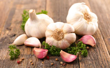 Raw Garlic on an Empty Stomach: The Secret to Strong Immunity This Winter