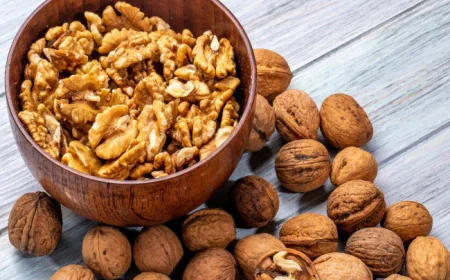 Winter Nutrition Boost: Soaked Walnuts Linked to Better Digestion, Memory, and Skin Health