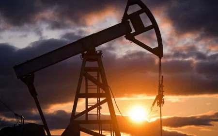 JPMorgan Predicts Brent Crude Could Crash to $30 by 2027 on Surging Supply