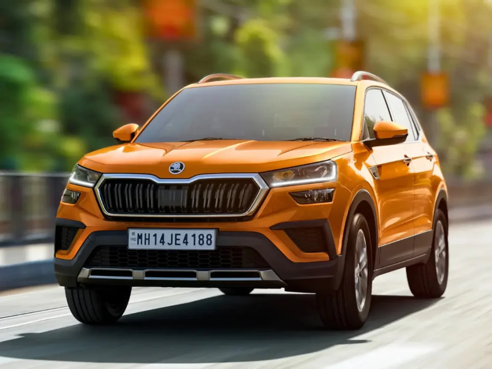 Skoda Kushaq Facelift Spotted Testing; Panoramic Sunroof Confirmed for 2026 Launch