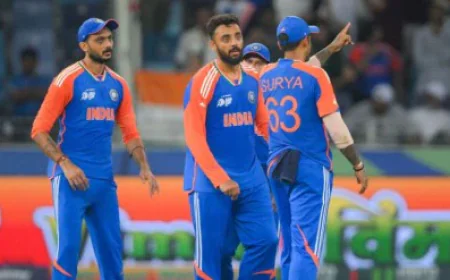 Quinton de Kock’s Blazing 90 Powers South Africa to 213/4 Against India in 2nd T20