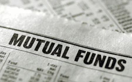 Large-Cap Funds Outperform with Consistent Returns Despite Market Volatility