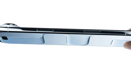 Planning to Buy iPhone Air? Amazon Deal Slashes Price by ₹11,000