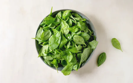 Excess Spinach Consumption: Know the Hidden Side Effects