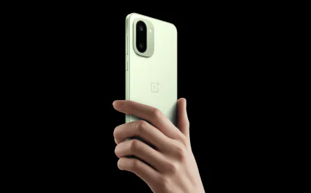 OnePlus 15T Leaks: Compact Flagship With 165Hz Display and 7,000mAh Battery