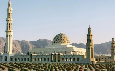 From Grand Mosques to Green Mountains: Discover Oman Beyond the Skyline