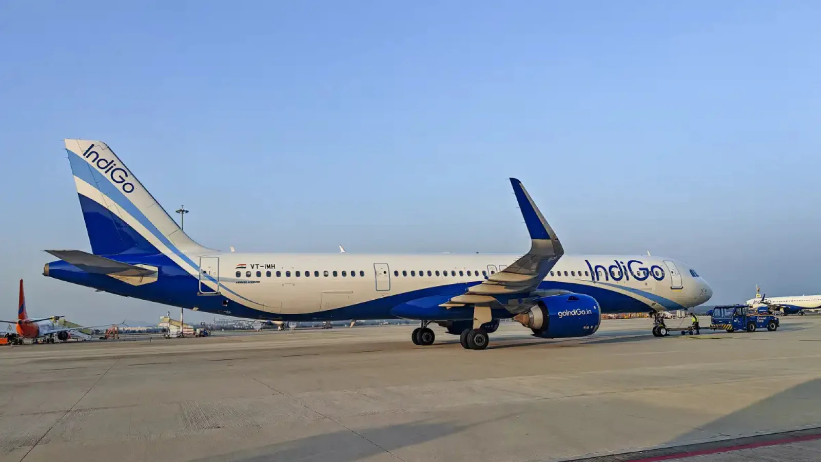 IndiGo Airlines News: Passengers Plan Class Action Lawsuit for Compensation