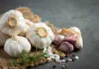 From Kitchen to Skincare: Garlic’s Role in Fighting Acne and Pimples