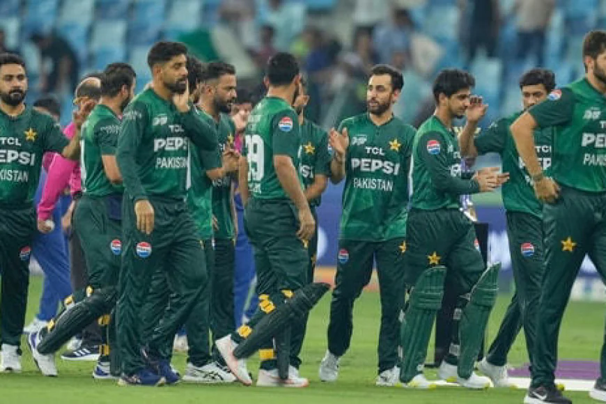 Former Pakistan Cricketers Warn PCB Against Withdrawing From T20 World Cup