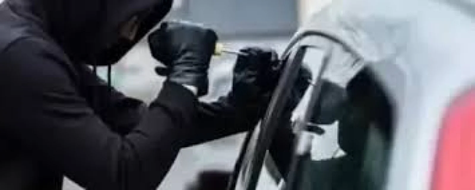 Second-Hand Car Buyers Alert: Thieves Used GPS Trackers to Steal Vehicles in Noida