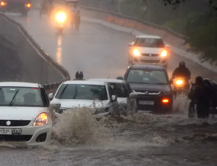 Rain, Strong Winds and Hail Alert Issued for 13 Rajasthan Districts