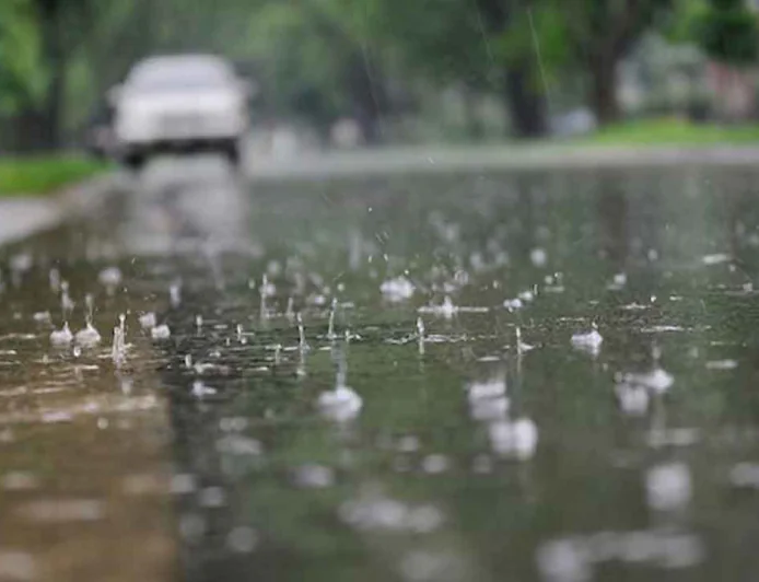 Rain, Hailstorm Bring Chill Across Rajasthan; Temperatures Dip Below 30°C