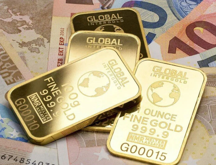 Global Market Volatility Drives Fresh Movement in Precious Metals: Spot Gold at $5,202, Silver at $88.25