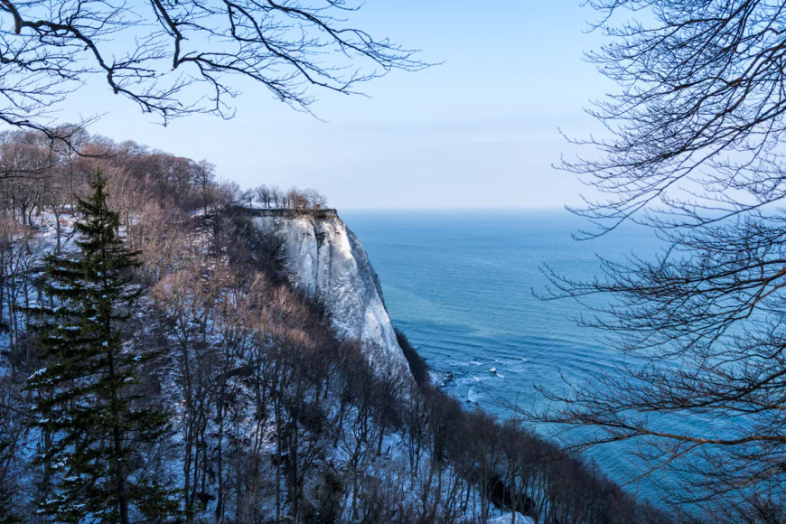Germany’s ‘Queen of the Baltic’ Turns Into a Winter Fairytale as Snow Covers Rügen Island