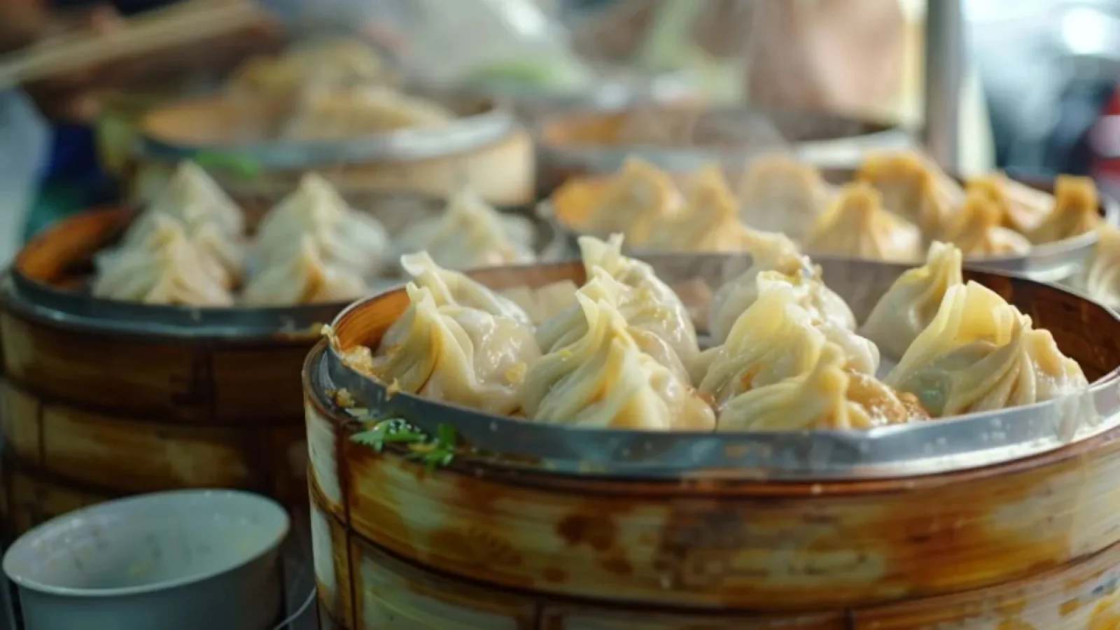 Free Momos Turn Costly: UP Boy Loses Family Jewellery Worth Crores