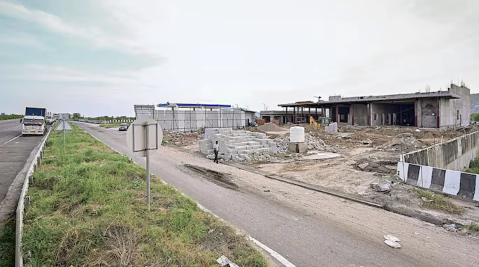 Mumbai Experiments with Musical Road Technology to Enhance Driving Experience