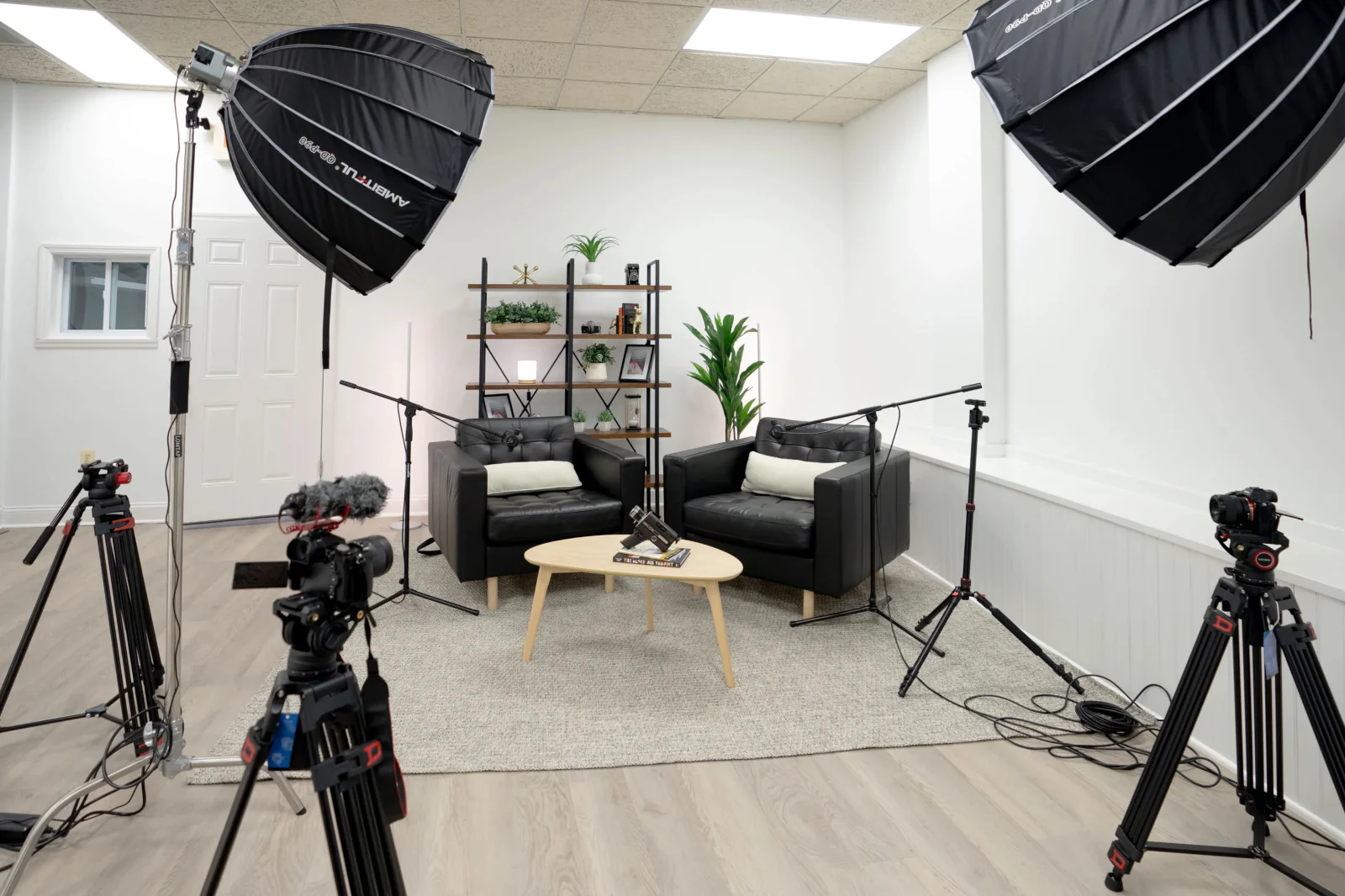 Friends Media PR Launches New Creator Studio to Boost Podcasting and Video Content