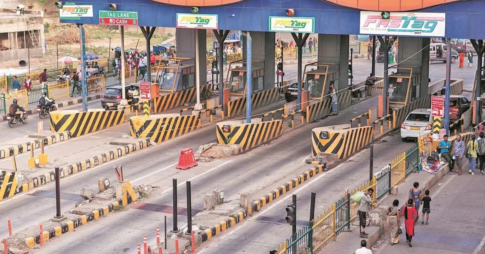 Highway Travel to Get Slightly Expensive: FASTag Pass Price Increased Ahead of New Financial Year