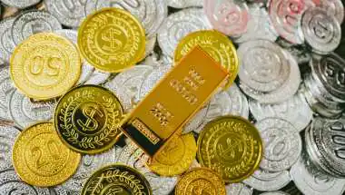 Bullion Market Update: Silver Rises on Demand, Gold Under Pressure from Strong Dollar