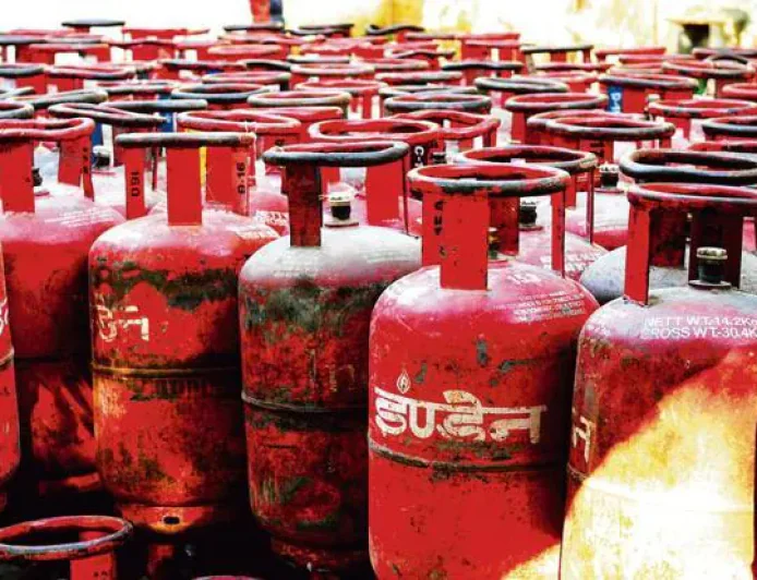 Commercial LPG Cylinder Prices Jump, Households Get Temporary Relief