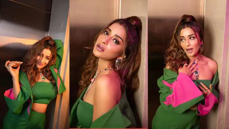 Nyrraa M Banerji's Green Ensemble Draws Online Fashion Attention