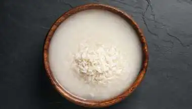 Fermented Rice Water for Skin & Hair: How to Make It and 4 Ways to Use It at Home