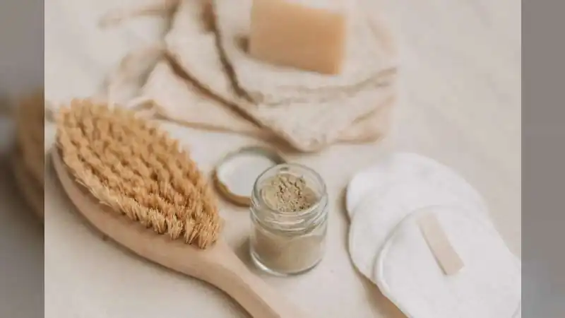 Glowing Skin for Under ₹100: A Natural Skincare Routine Using Gram Flour, Rose Water, and Aloe Vera