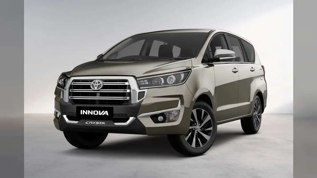 Maruti Invicto 8-Seater Price Hiked by ₹25,000 - How It Now Stacks Up Against Innova Hycross and XUV 700